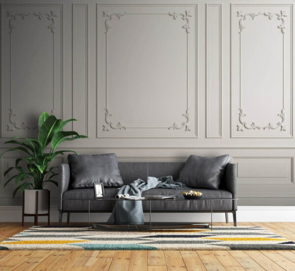 White wall with molding u72615pig1m 600x552 - White wall with molding - tegory