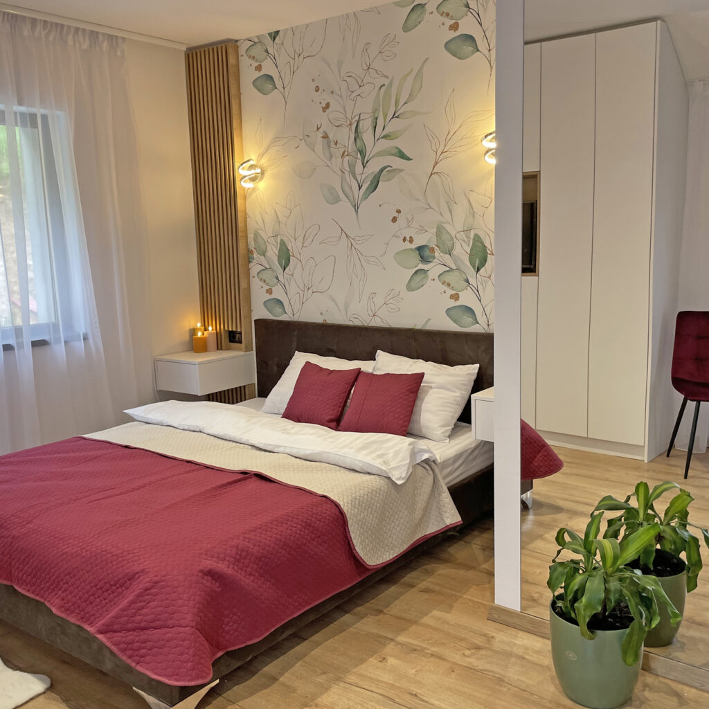 Pattern of leaves and berries