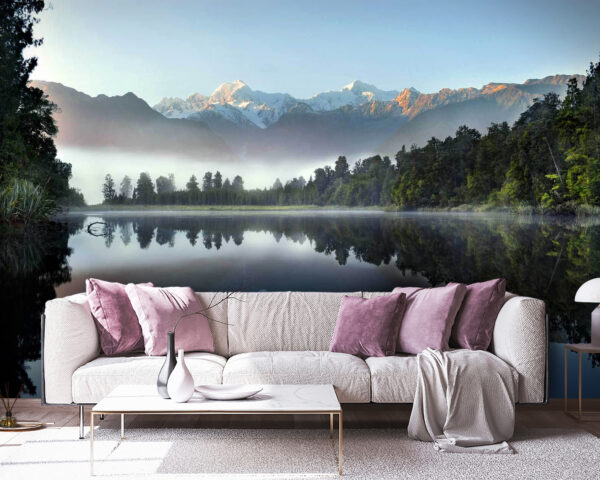 Lake with trees and mountains in the background u53417pig38 600x480 - Lake with trees and mountains in the background - tegory