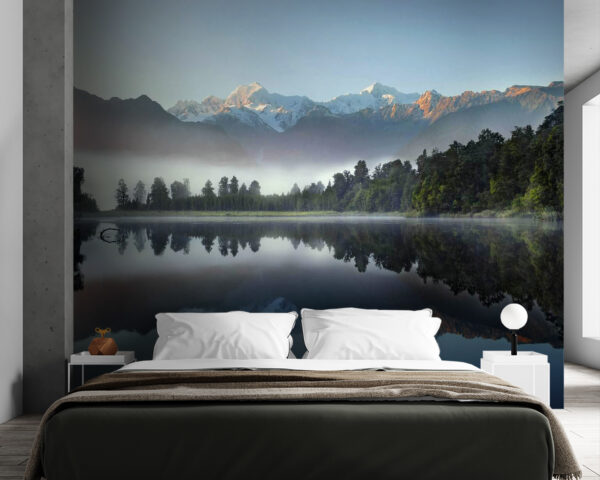 Lake with trees and mountains in the background u53417pib84m 600x480 - Lake with trees and mountains in the background - tegory