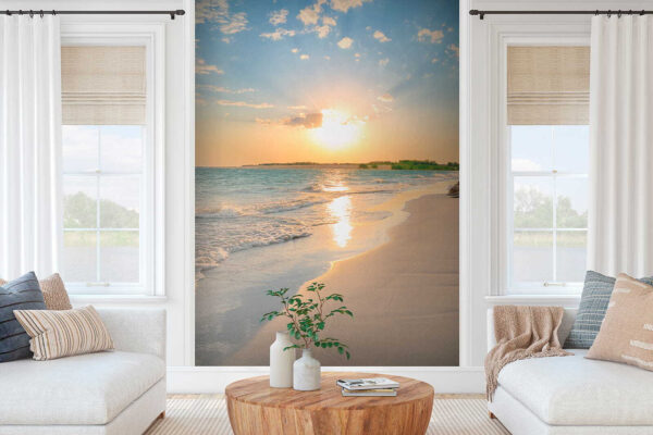 Beach with waves and a sunset u53408pig4 600x400 - Beach with waves and a sunset