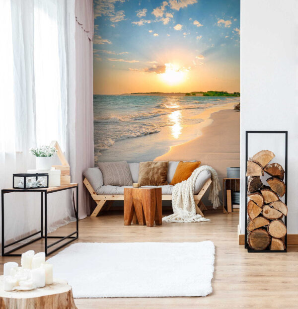Beach with waves and a sunset u53408pig1 600x622 - Beach with waves and a sunset