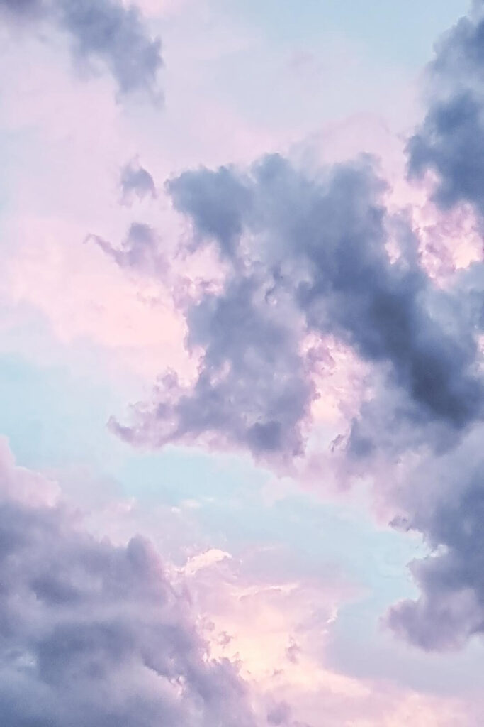 Cloudy sky with pink and blue clouds u33240p 683x1024 - Cloudy sky with pink and blue clouds - tegory