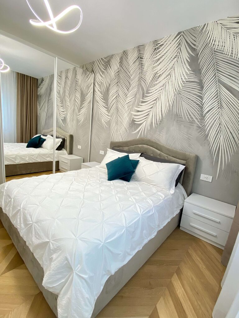 Image #3 from Sophia