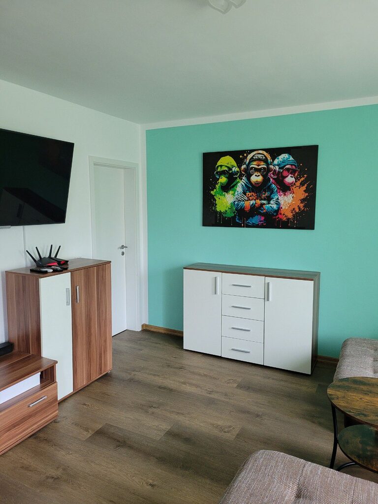 Image #1 from Oliver