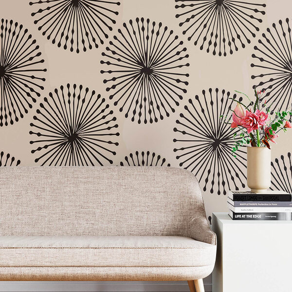 Pattern of black and white circles Pattern of black and white circles