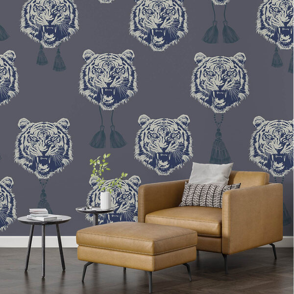 Pattern of tigers with tassels Pattern of tigers with tassels