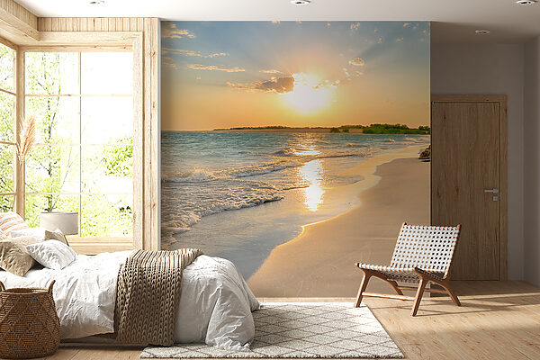 Beach with waves and a sunset u53408pib8mr 600x400 - Beach with waves and a sunset