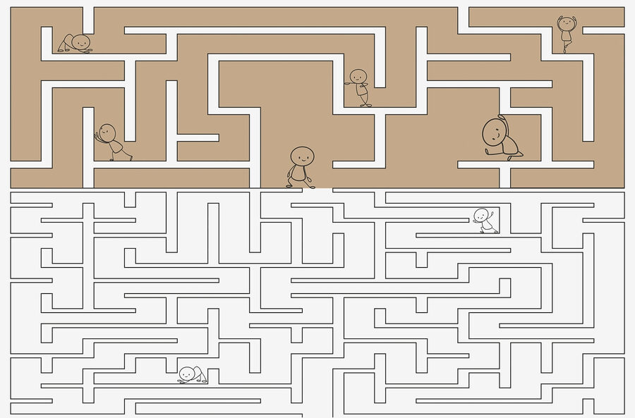Maze game with people walking on the wall