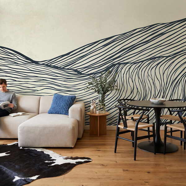Black and white drawing of a mountain Black and white drawing of a mountain