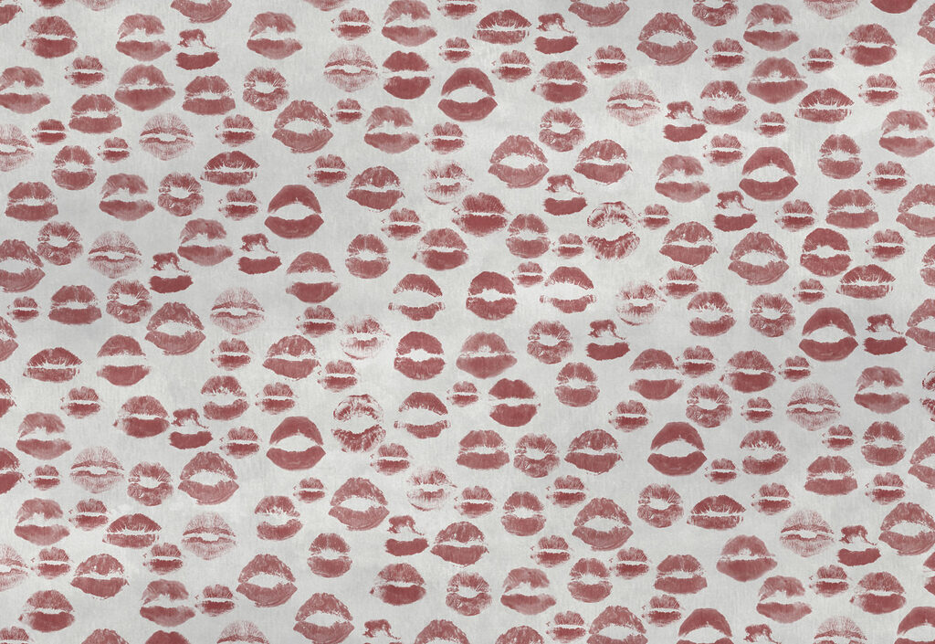Wall mural Kisses in playful patterns everywhere (SKU: t01086v1)